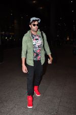Manish Paul at the airport on June 26, 2016
